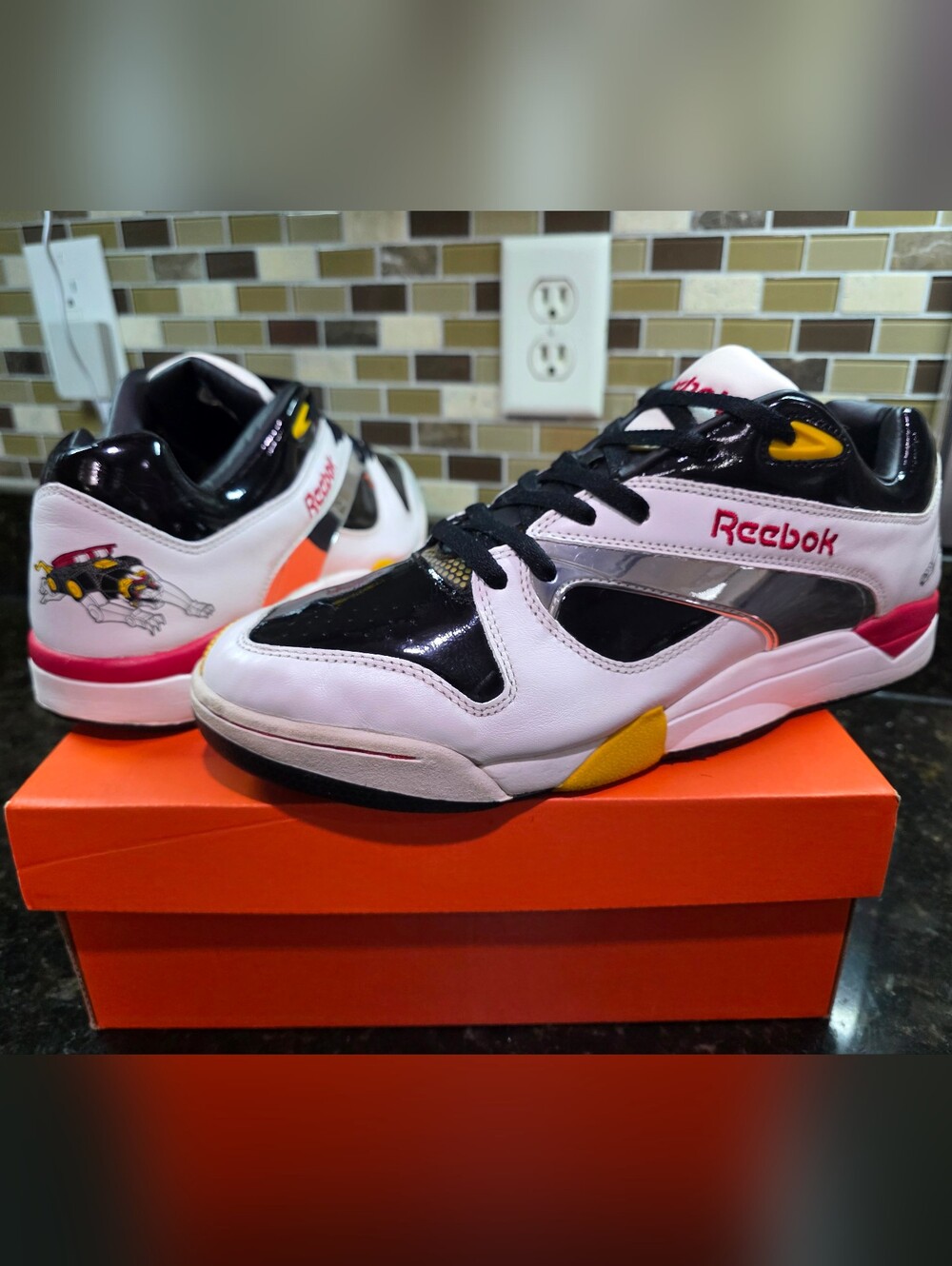 Reebok ♤ Voltron Series 2 ♤ Court Victory Low ♤ Mens 12 ♤ EXTREMELY RARE